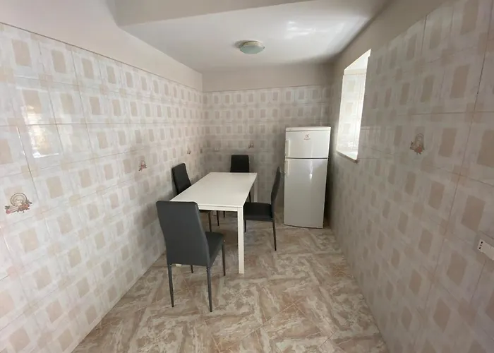 Апартаменти Historic Center House *